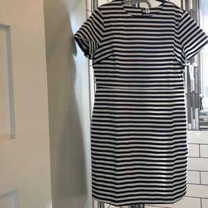 Brand New Old Navy Short Sleeved Stripped Dress